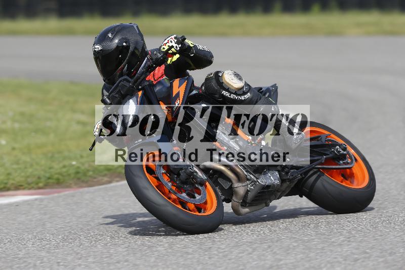 Archiv-2025/07 19.04.2025 Speer Racing ADR/Gruppe gelb/2